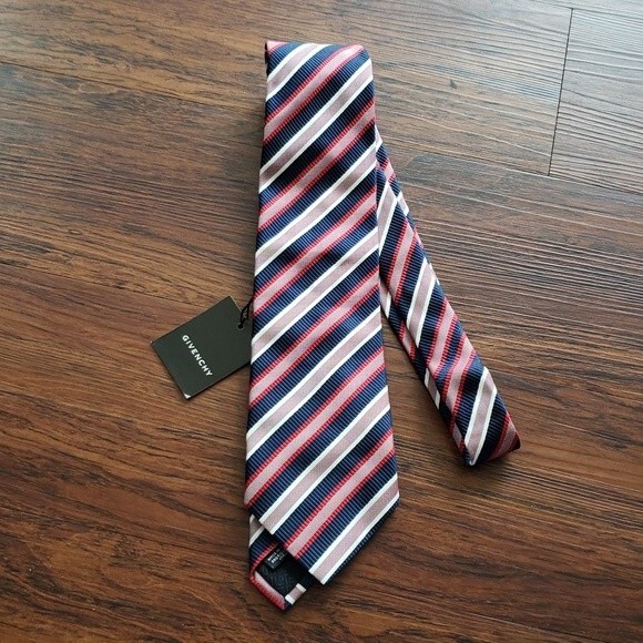 NWT Givenchy Paris Red White and Blue Striped Made in Italy Tie - Picture 1 of 3